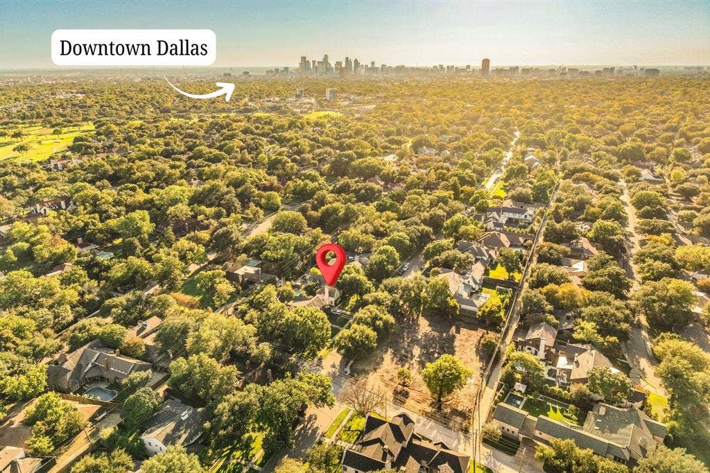 6826 Lakeshore Drive, Dallas, TX 75214