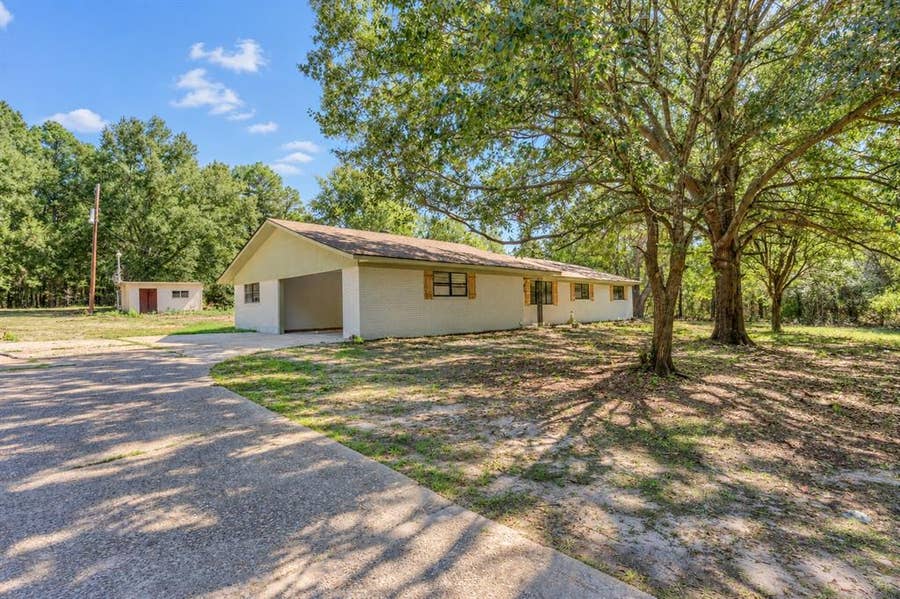 Property photo for 8160 Wasson Road, Shreveport, LA