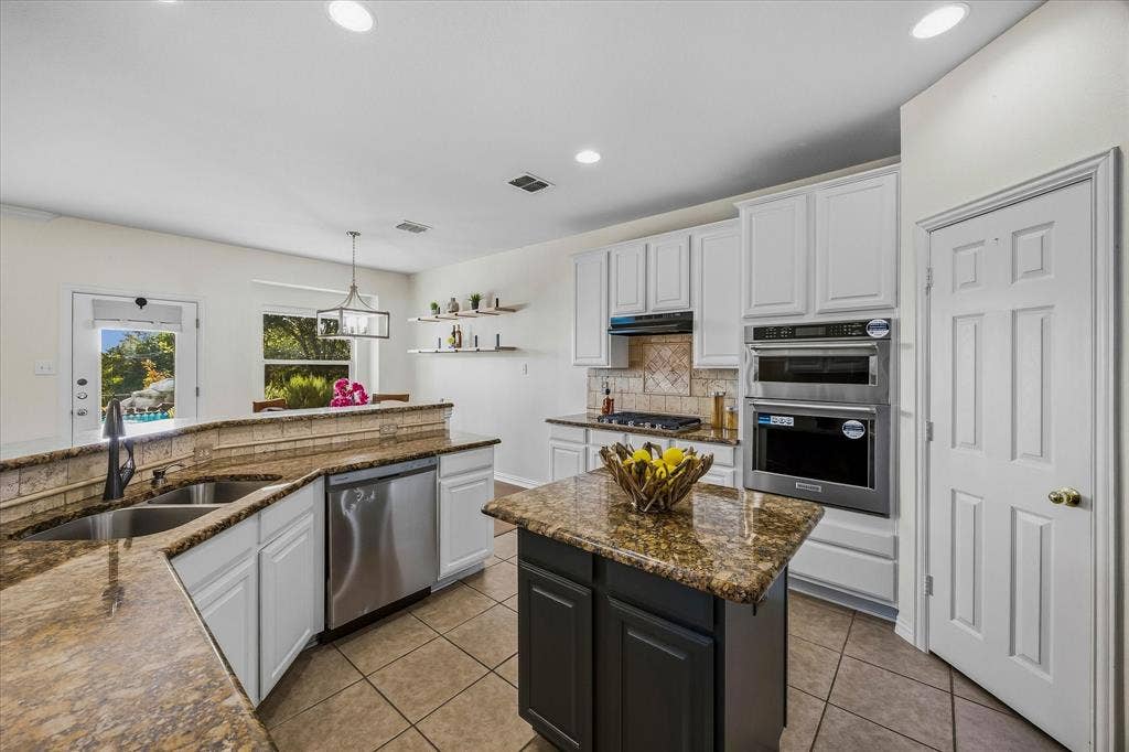 4102 Stone Haven Drive, Garland, TX 75043 4102 Stone Haven Drive, Garland, TX 75043