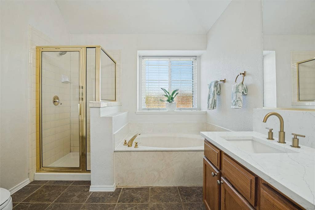 6522 White Oak Drive, Rowlett, TX 75089 6522 White Oak Drive, Rowlett, TX 75089