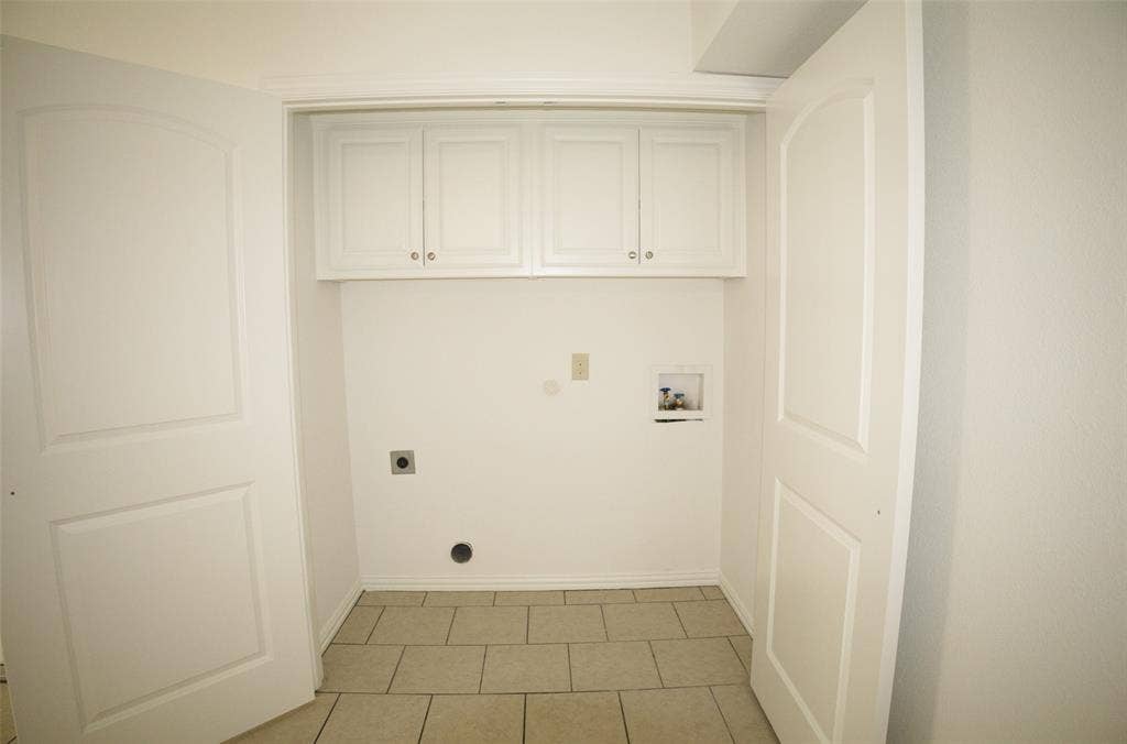1708 S Waco Street, Van Alstyne, TX 75495
