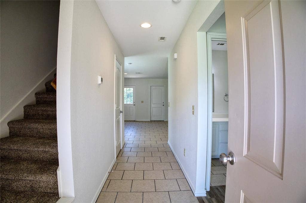 1708 S Waco Street, Van Alstyne, TX 75495