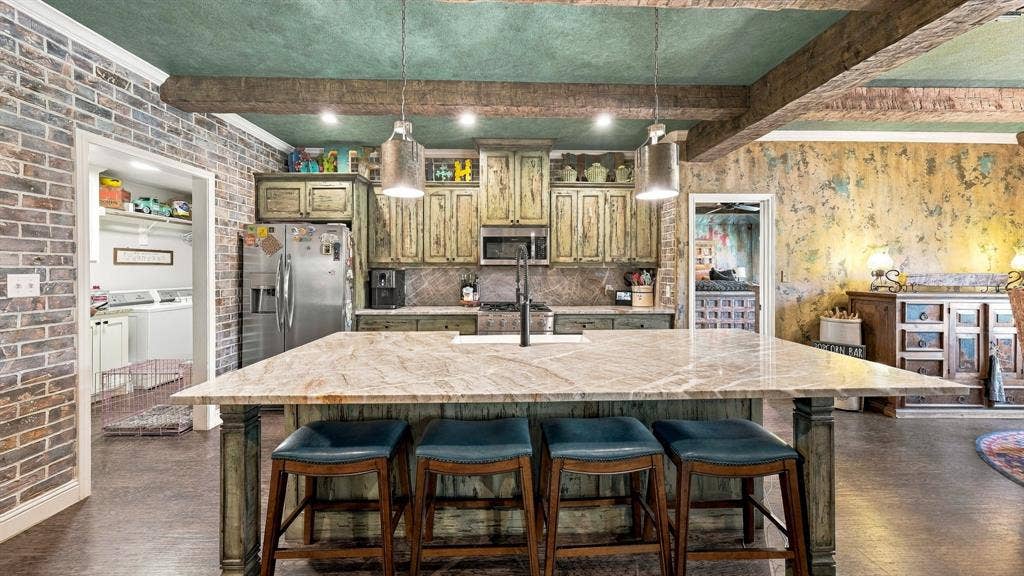 470 Wilson Bend Road, Millsap, TX 76066