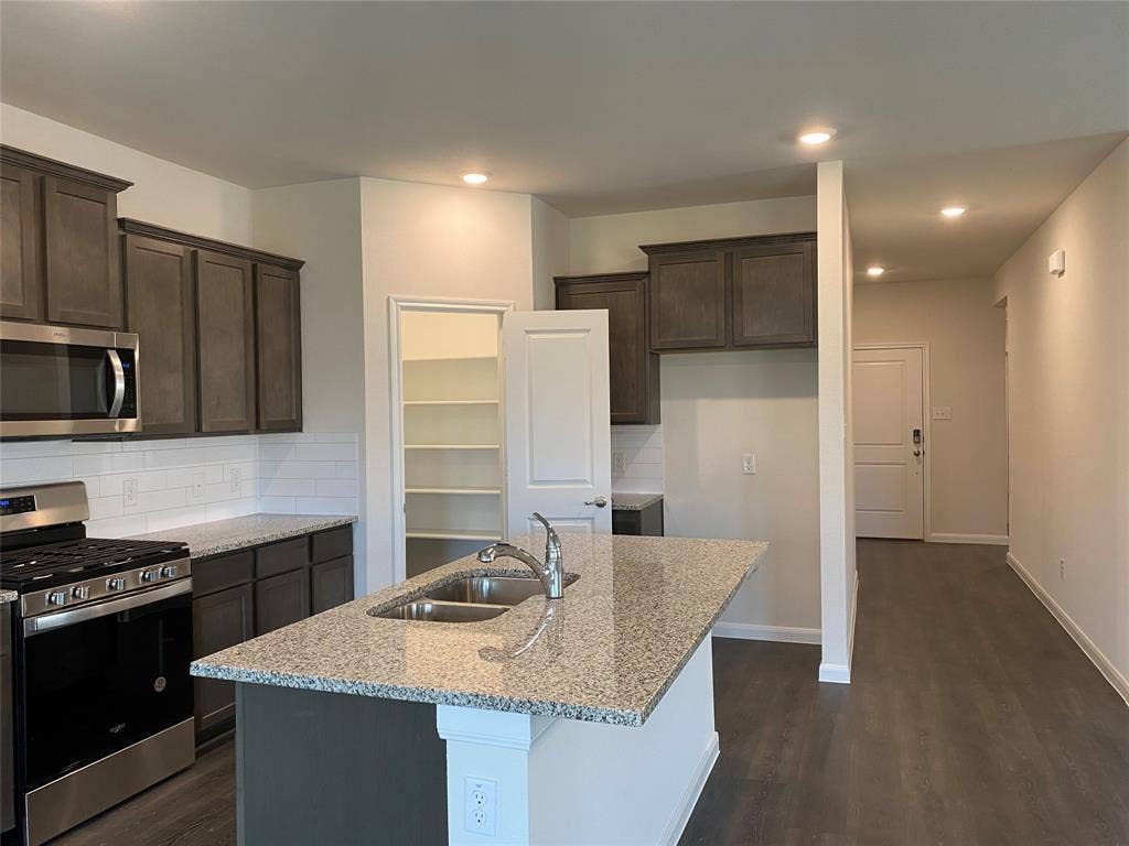 503 Spur Ridge, Princeton, TX 75407