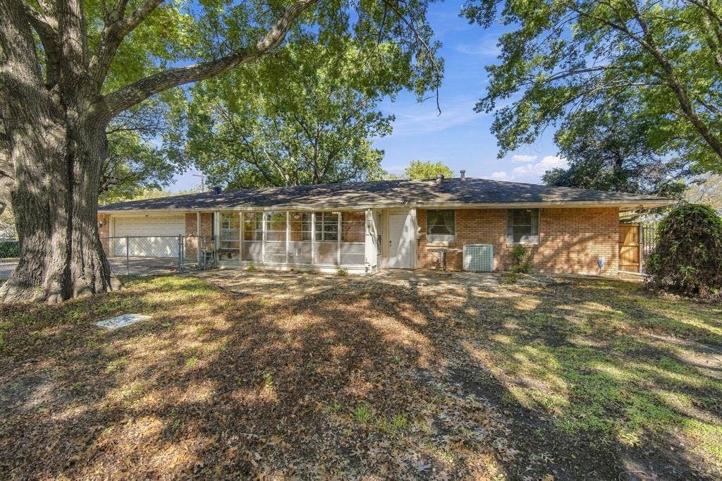 522 Old Telico Road, Ennis, TX 75119 522 Old Telico Road, Ennis, TX 75119
