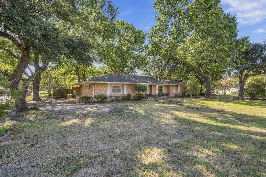 522 Old Telico Road, Ennis, TX 75119 522 Old Telico Road, Ennis, TX 75119