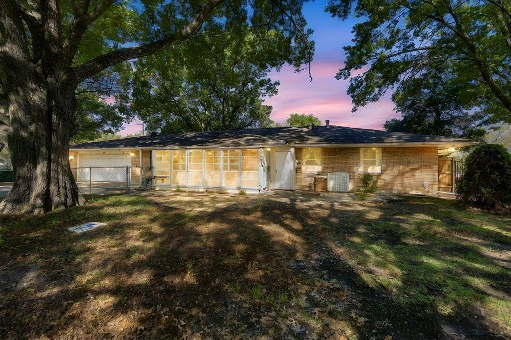 522 Old Telico Road, Ennis, TX 75119 522 Old Telico Road, Ennis, TX 75119