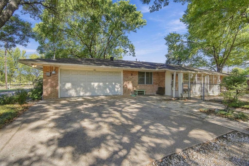 522 Old Telico Road, Ennis, TX 75119 522 Old Telico Road, Ennis, TX 75119