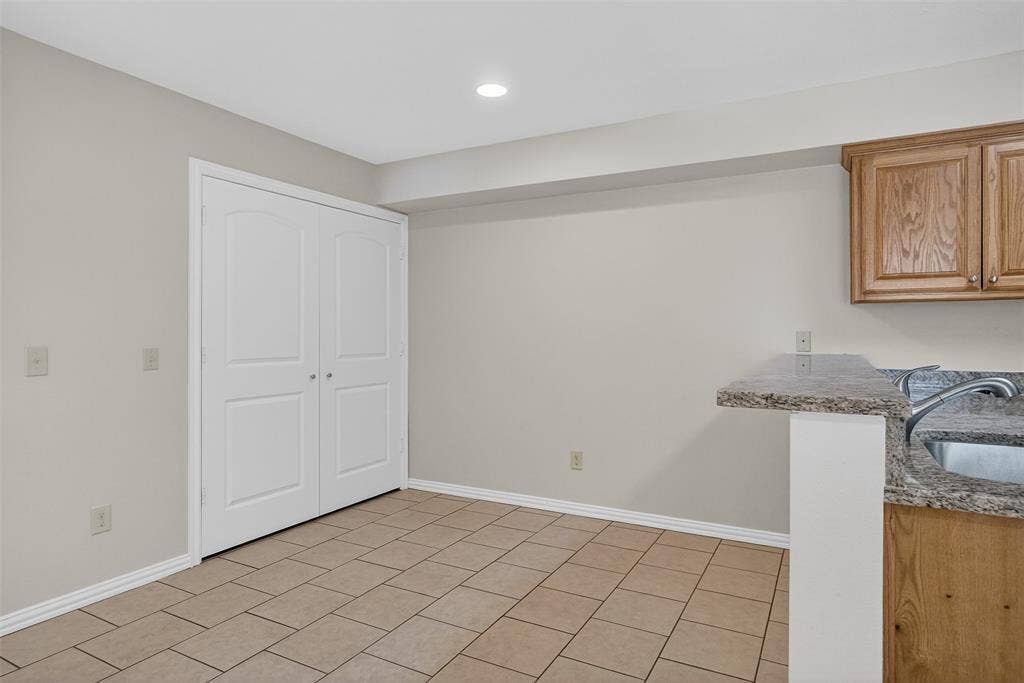 1712 S Waco Street, Van Alstyne, TX 75495 1712 S Waco Street, Van Alstyne, TX 75495
