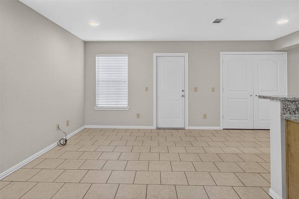 1712 S Waco Street, Van Alstyne, TX 75495 1712 S Waco Street, Van Alstyne, TX 75495