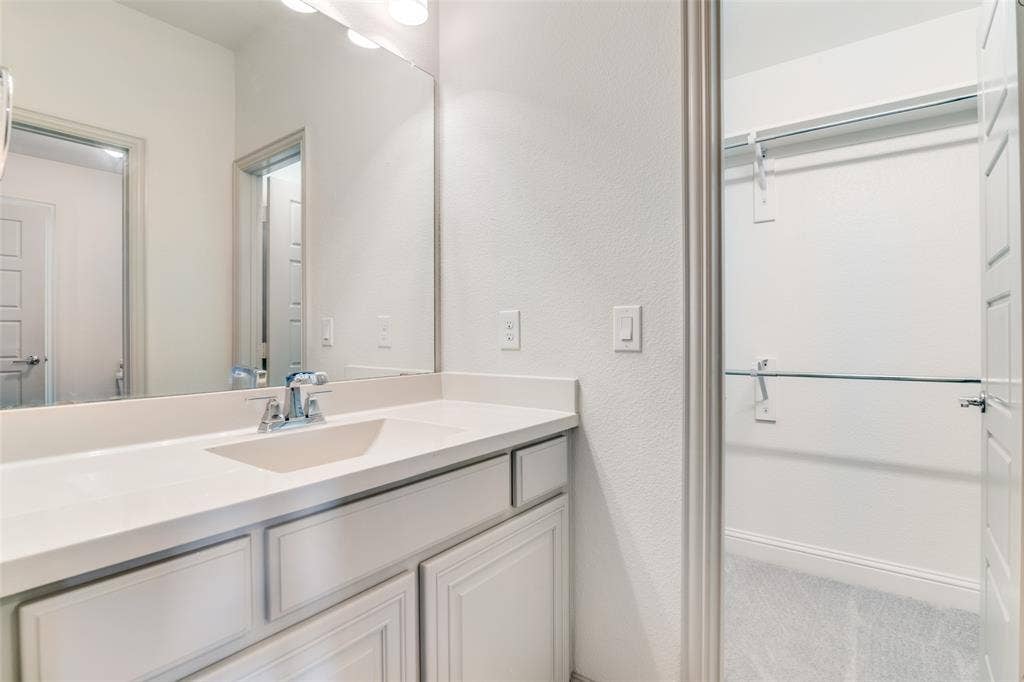 Jack and Jill Bath Upstairs