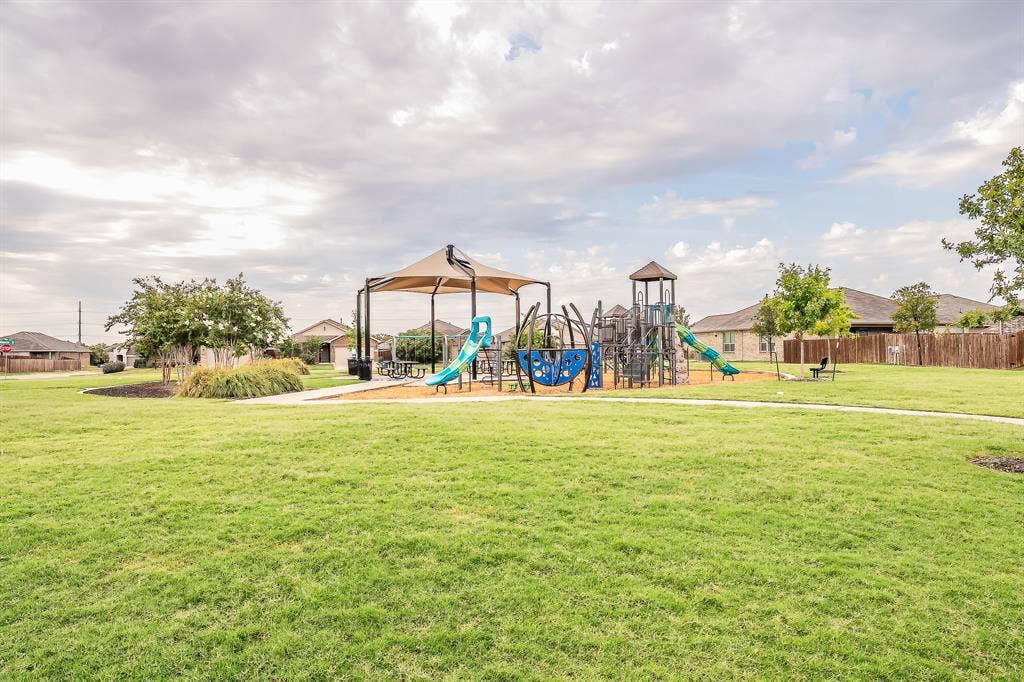 737 Blackhorse Trail, Fort Worth, TX 76247 737 Blackhorse Trail, Fort Worth, TX 76247