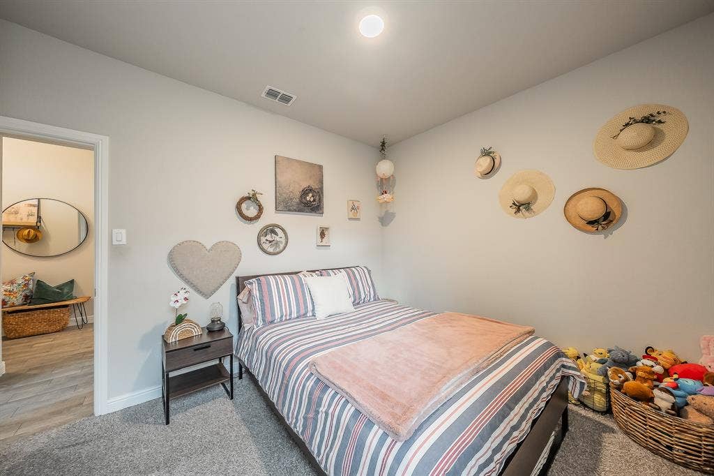 737 Blackhorse Trail, Fort Worth, TX 76247 737 Blackhorse Trail, Fort Worth, TX 76247
