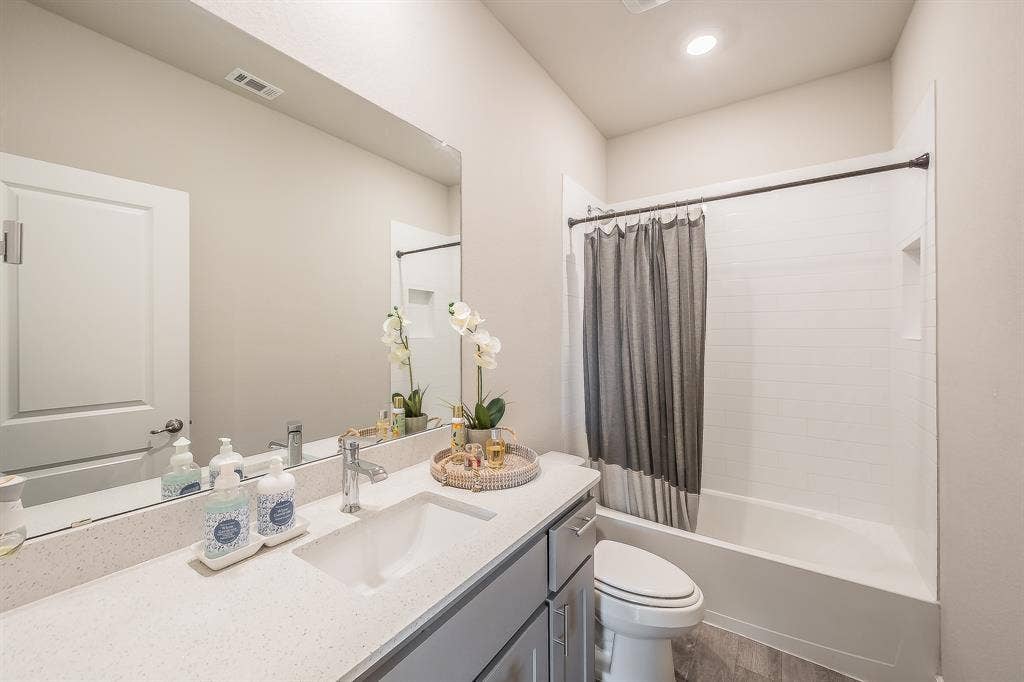 737 Blackhorse Trail, Fort Worth, TX 76247 737 Blackhorse Trail, Fort Worth, TX 76247