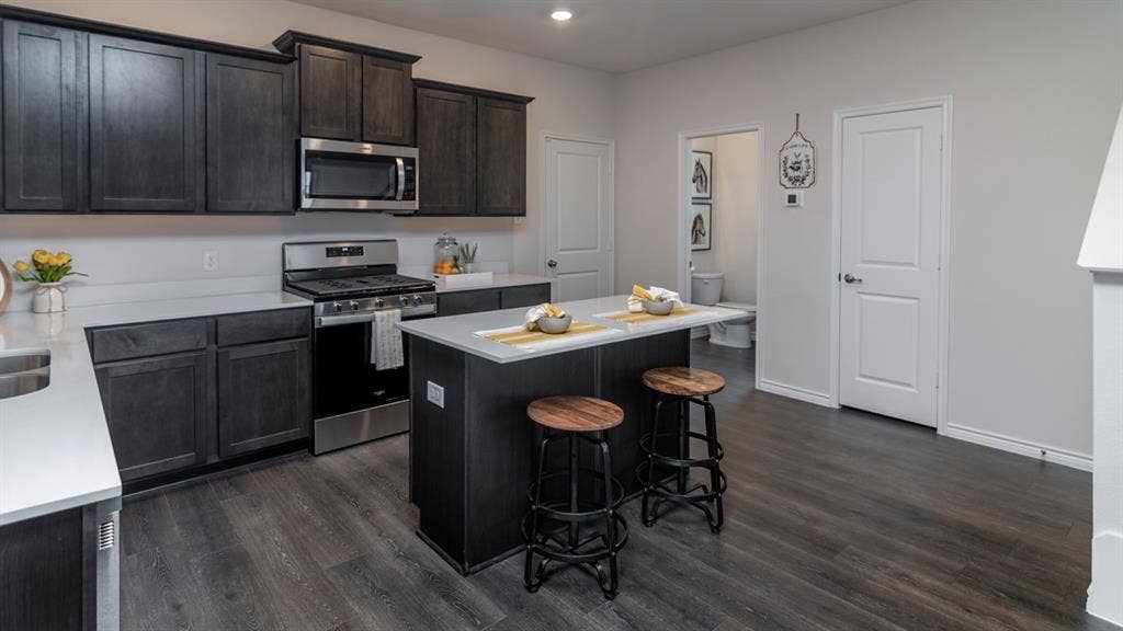 2240 Lasso Court, Mesquite, TX 75149 2240 Lasso Court, Mesquite, TX 75149