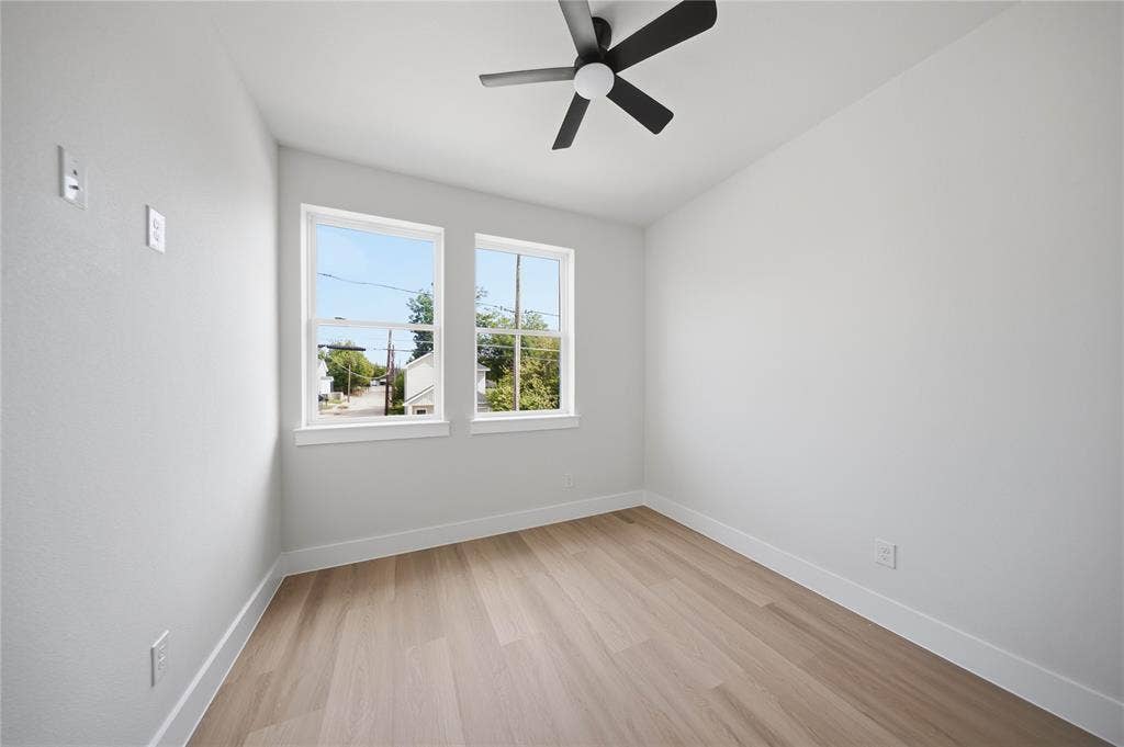4811 Silver Avenue, Dallas, TX 75233