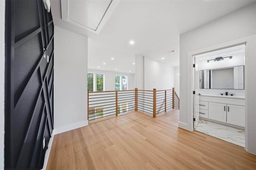 4811 Silver Avenue, Dallas, TX 75233
