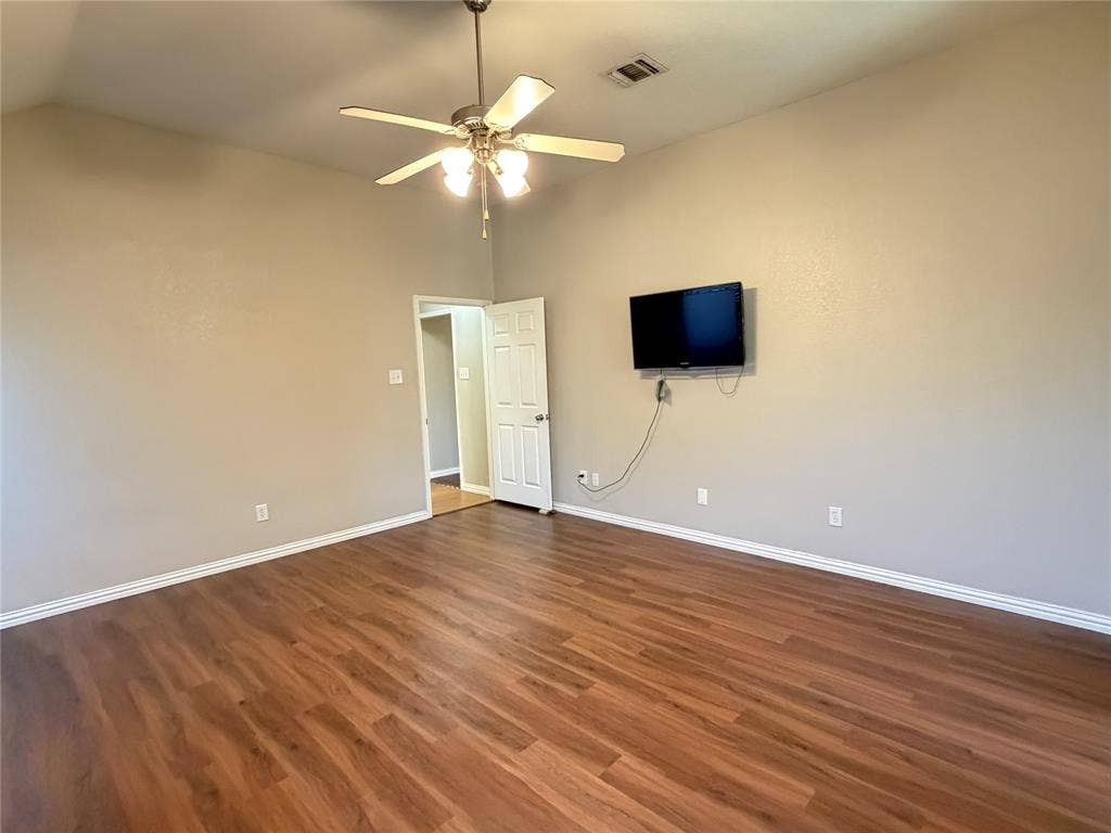 5932 Highcrest Drive, Watauga, TX 76148 5932 Highcrest Drive, Watauga, TX 76148