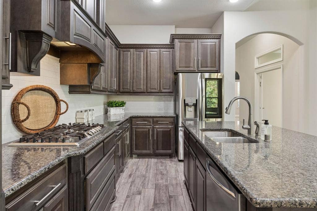 1536 Sonnet Drive, Heath, TX 75126 Kitchen