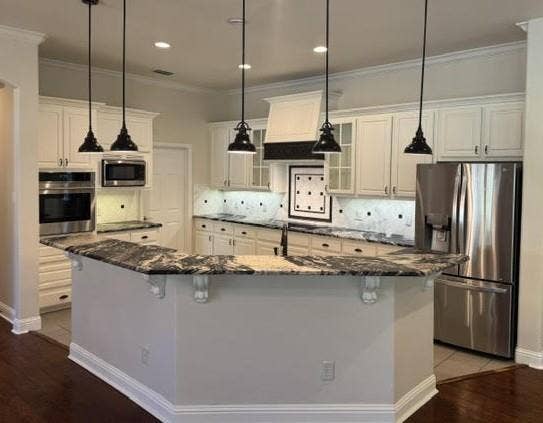 1900 Hackett Creek Drive, McKinney, TX 75072 Very friendly kitchen
