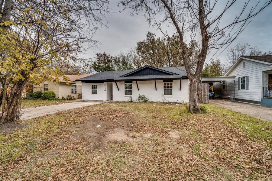 Property photo for 2110 Aggie Drive, Grand Prairie, TX