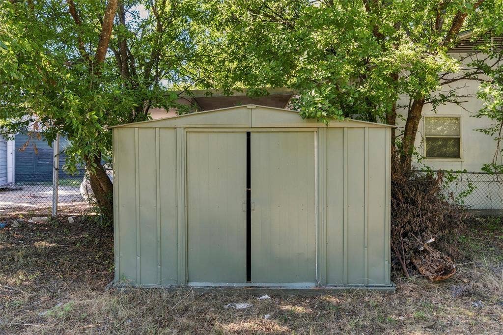3301 N 23rd Street, Waco, TX 76708 3301 N 23rd Street, Waco, TX 76708