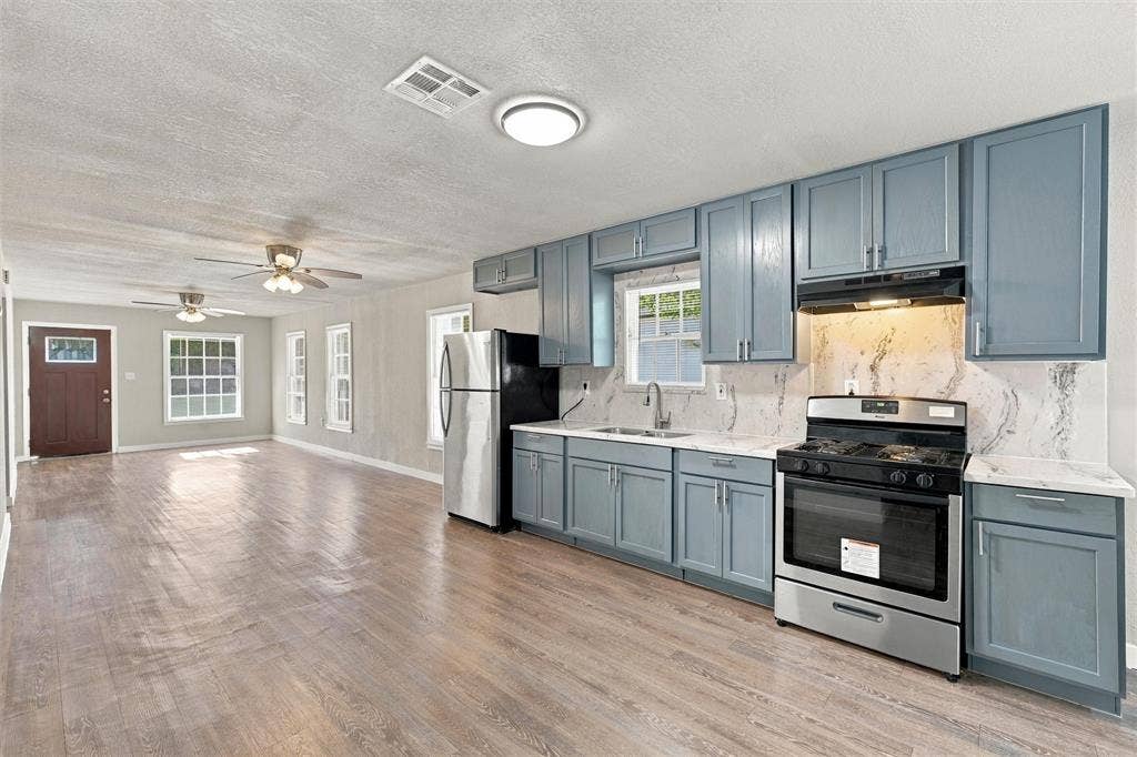 3301 N 23rd Street, Waco, TX 76708 3301 N 23rd Street, Waco, TX 76708