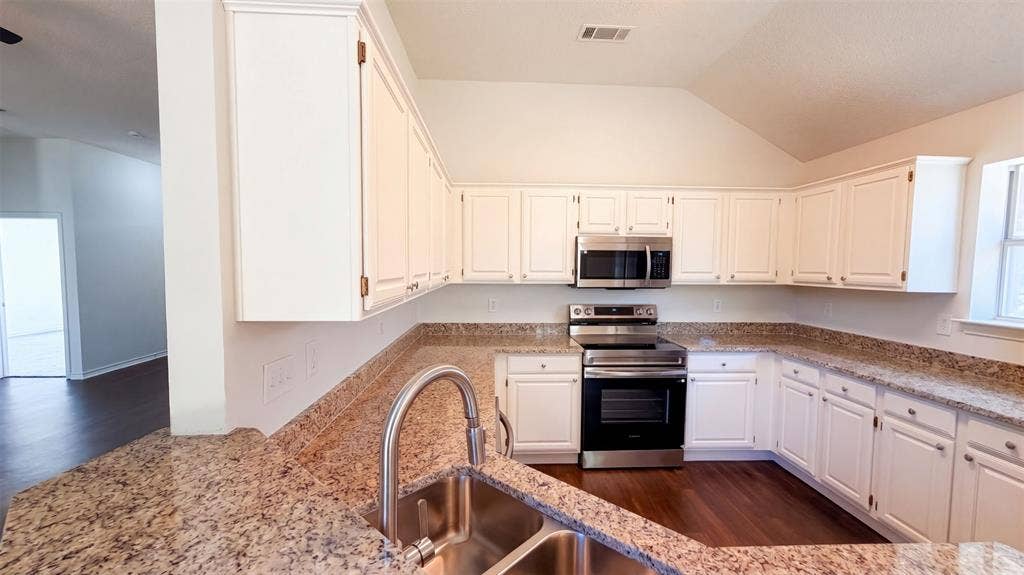 7109 Cottonwood Circle, Sachse, TX 75048