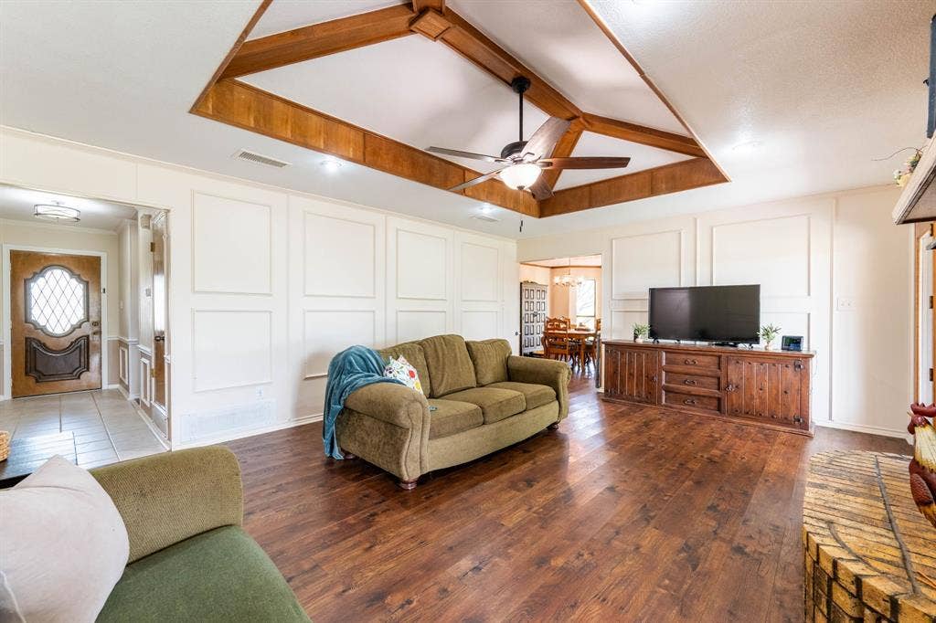 815 W Cook Street, Josephine, TX 75173 815 W Cook Street, Josephine, TX 75173