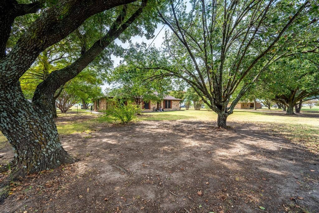 815 W Cook Street, Josephine, TX 75173 815 W Cook Street, Josephine, TX 75173