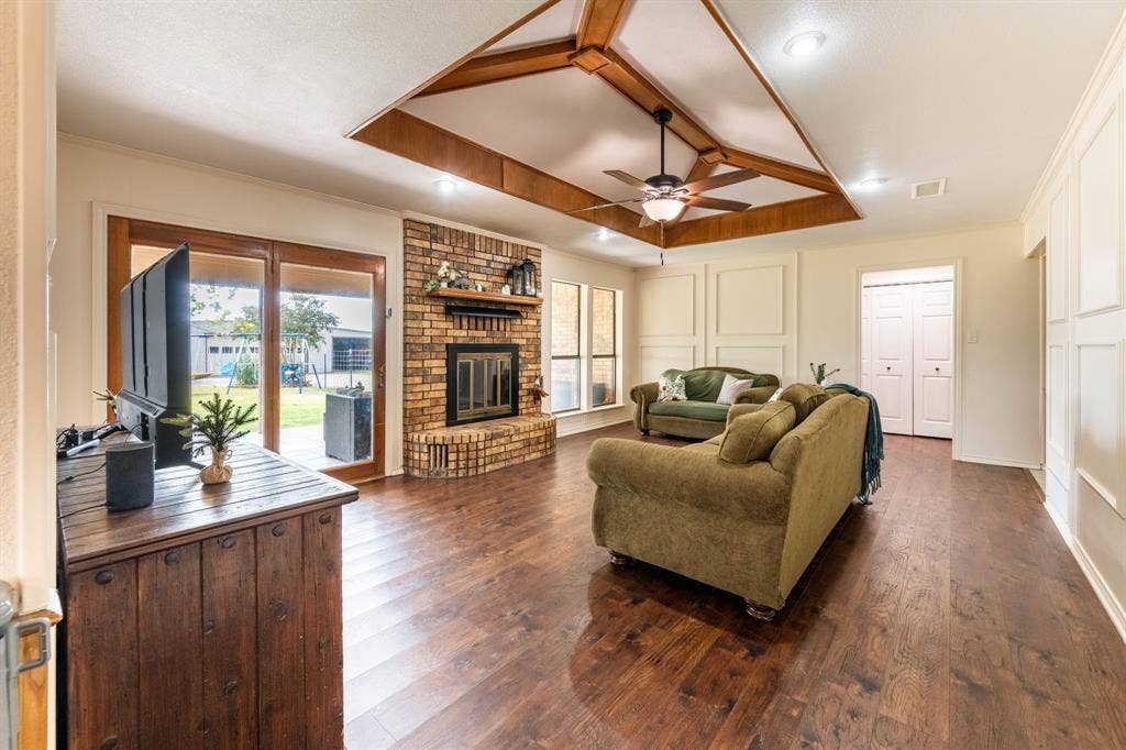 815 W Cook Street, Josephine, TX 75173 815 W Cook Street, Josephine, TX 75173
