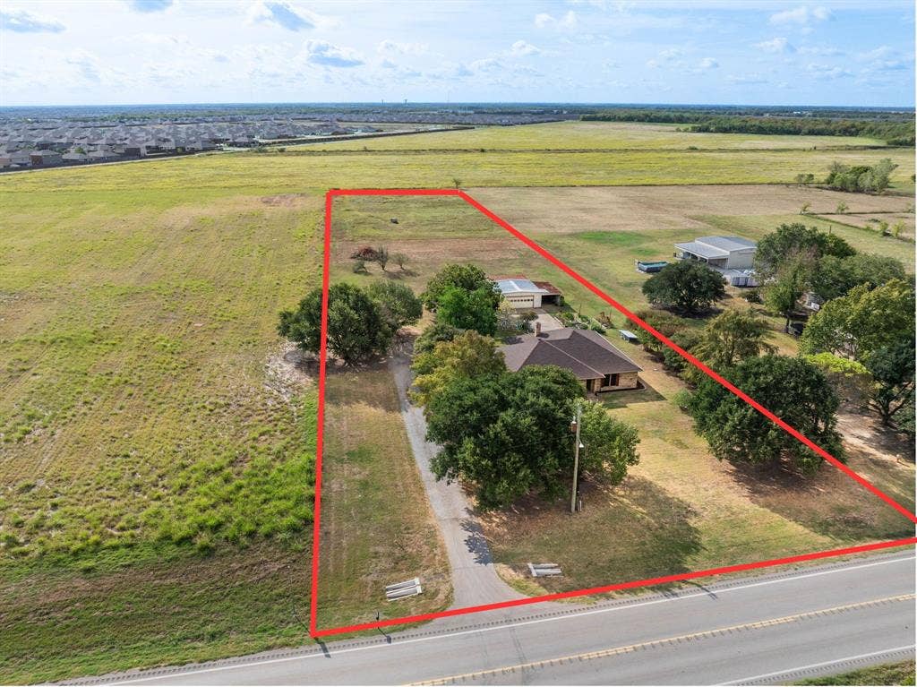 815 W Cook Street, Josephine, TX 75173 815 W Cook Street, Josephine, TX 75173