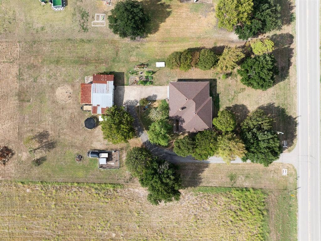 815 W Cook Street, Josephine, TX 75173 815 W Cook Street, Josephine, TX 75173