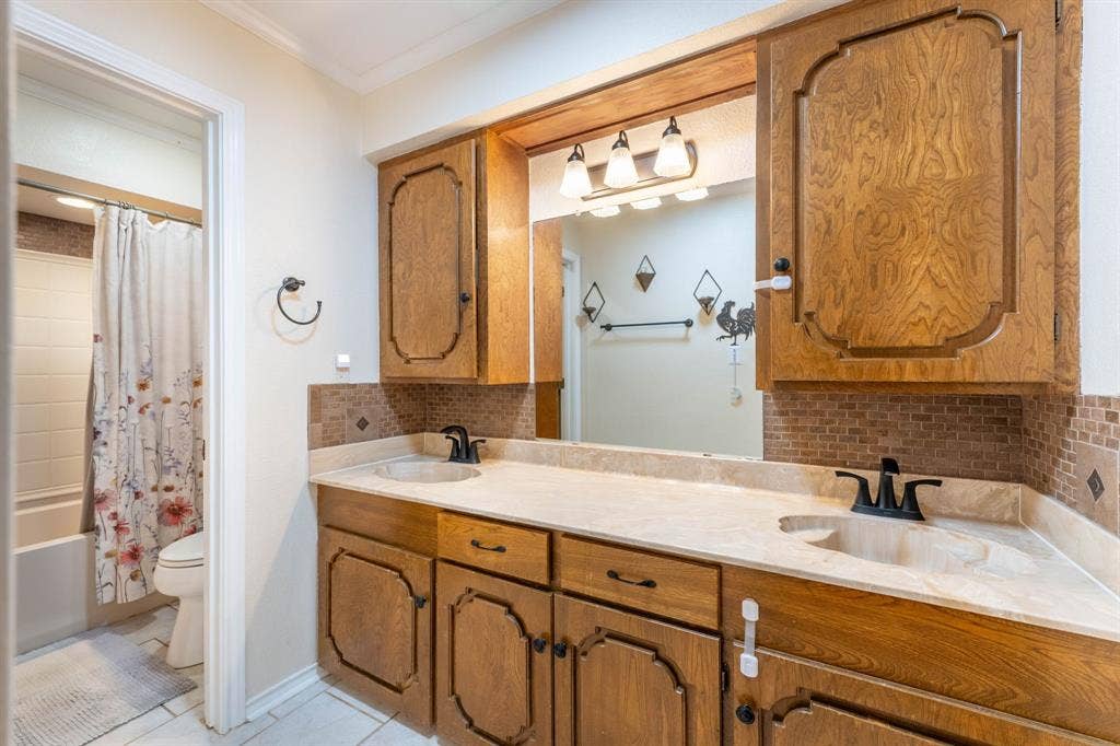 815 W Cook Street, Josephine, TX 75173 815 W Cook Street, Josephine, TX 75173