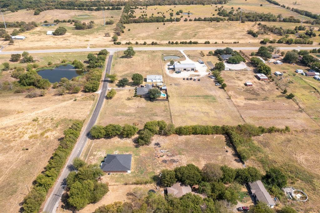 1659 County Road 613, Farmersville, TX 75442 1659 County Road 613, Farmersville, TX 75442