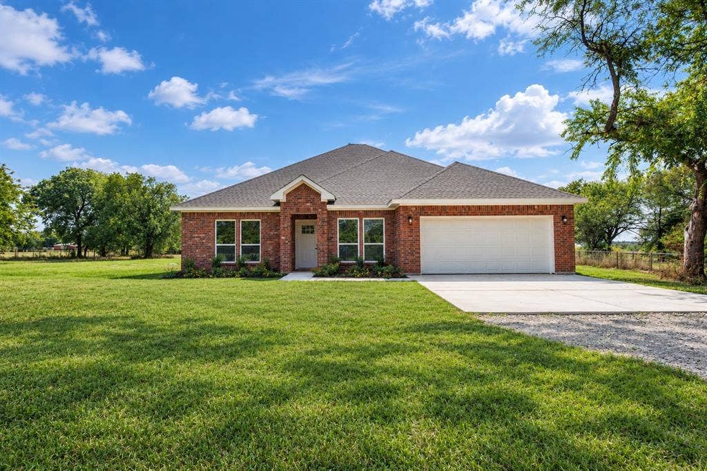 1659 County Road 613, Farmersville, TX 75442 stage