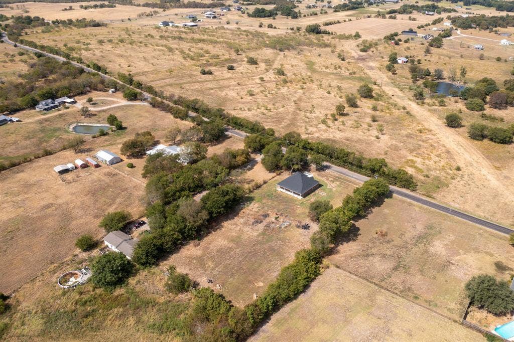 1659 County Road 613, Farmersville, TX 75442 1659 County Road 613, Farmersville, TX 75442
