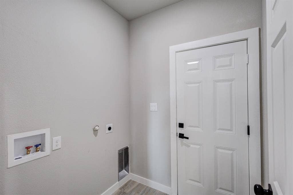 1659 County Road 613, Farmersville, TX 75442 1659 County Road 613, Farmersville, TX 75442