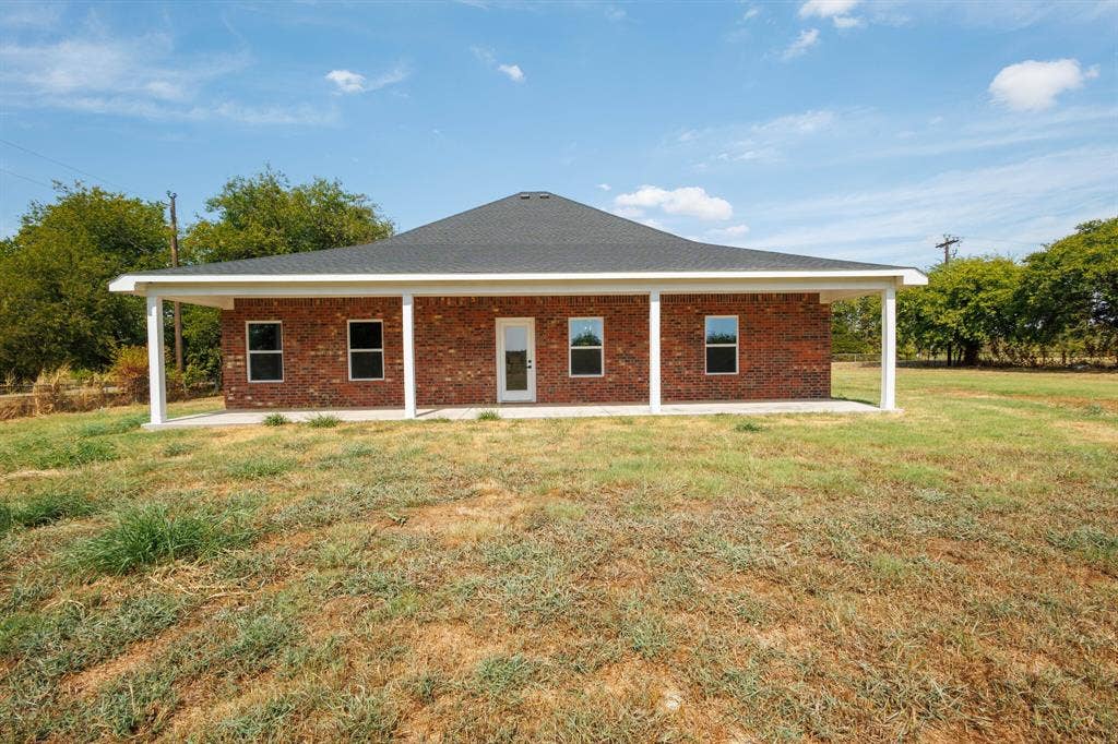 1659 County Road 613, Farmersville, TX 75442 1659 County Road 613, Farmersville, TX 75442