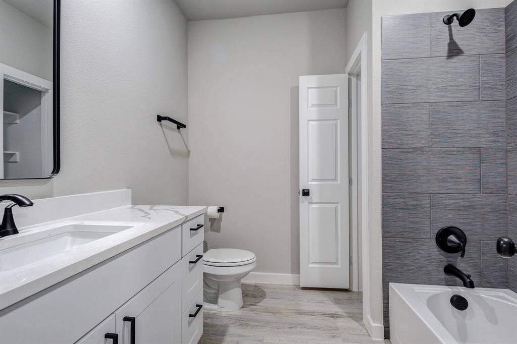 1659 County Road 613, Farmersville, TX 75442 1659 County Road 613, Farmersville, TX 75442