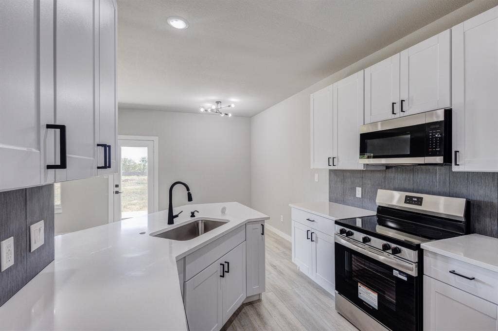 1659 County Road 613, Farmersville, TX 75442 1659 County Road 613, Farmersville, TX 75442