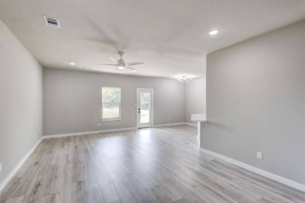 1659 County Road 613, Farmersville, TX 75442 1659 County Road 613, Farmersville, TX 75442