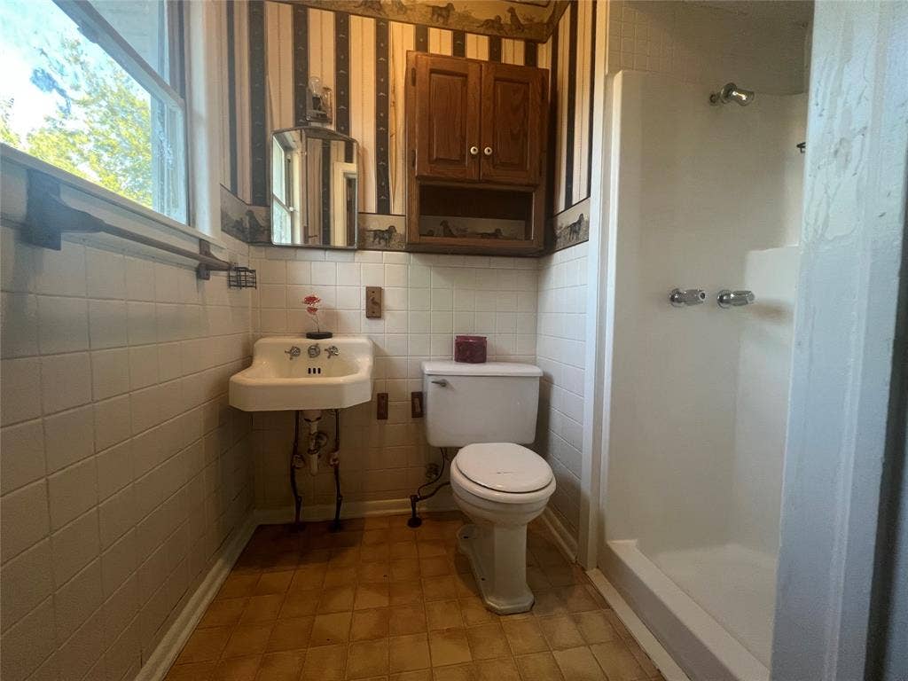 105 Davidson Drive, Terrell, TX 75160 105 Davidson Drive, Terrell, TX 75160