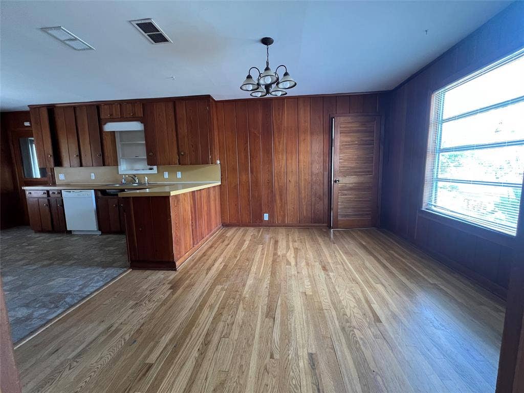 105 Davidson Drive, Terrell, TX 75160 105 Davidson Drive, Terrell, TX 75160