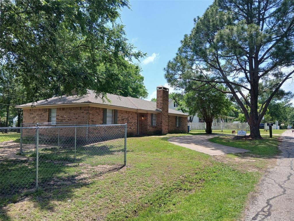 151 COTTONWOOD Trail, Gun Barrel City, TX 75156 151 COTTONWOOD Trail, Gun Barrel City, TX 75156