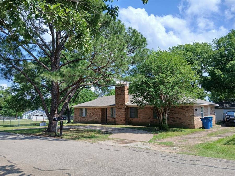 Property photo for 151 COTTONWOOD Trail, Gun Barrel City, TX