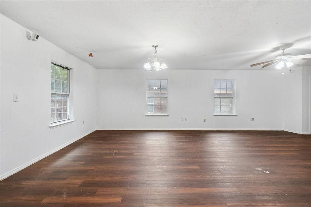 15639 Danson Drive, Dallas, TX 75253 15639 Danson Drive, Dallas, TX 75253