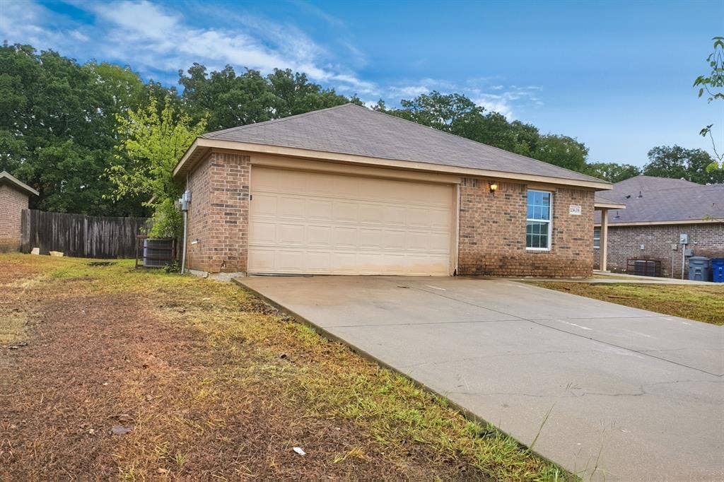 15639 Danson Drive, Dallas, TX 75253 15639 Danson Drive, Dallas, TX 75253