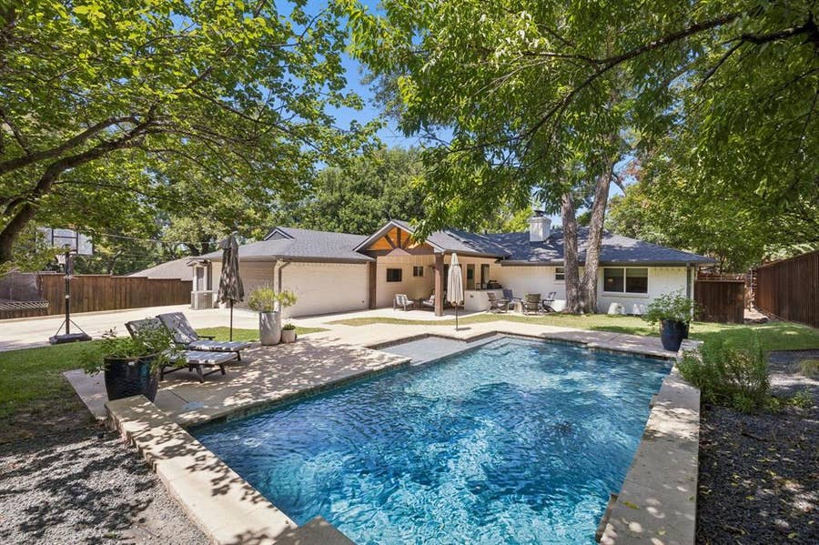 Property photo for 10428 Vinemont, Dallas, TX