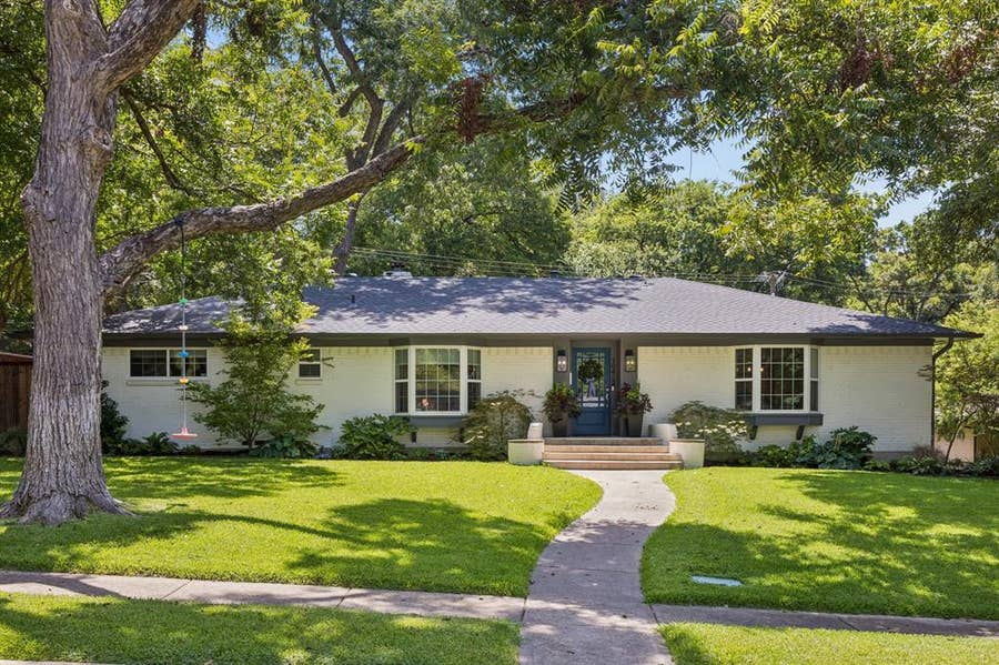 Property photo for 10428 Vinemont, Dallas, TX